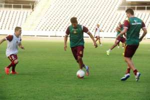 Sampaio Corrêa x Paraná - Com a cabeça em 2016, times se enfrentam para cumprir tabe