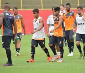 Santa Cruz x Vitória - Vice-campeonato em jogo