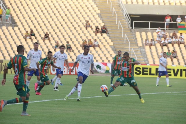 Sampaio Correa e Paraná Club empataram em 1 a 1. Foto: Sampaio Correa Oficial