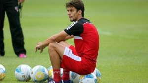 São Paulo perde Rodrigo Caio para jogo decisivo do Brasileiro