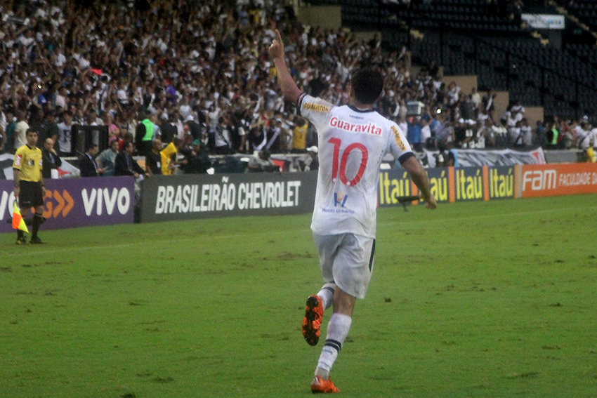 Nenê virou um oásis em meio ao deserto do Vasco