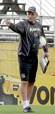Wagner Lopes continua em 2016