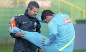 Agora como coordenador técnico, Carlinhos Neves é apresentado no Atlético-MG
