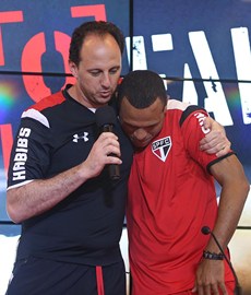 'Não quero ser presidente do São Paulo, quero distância da política' afirma Rogério Ceni