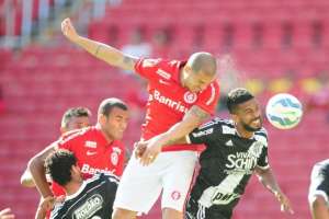 Colorados Nilton e Wellington são suspensos por 5 meses por uso de doping