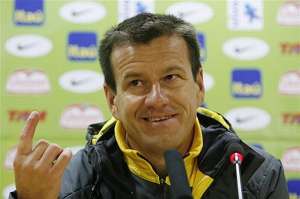 Dunga, técnico da Seleção Brasileira, revela ameaça de empresário por não convocar jogador