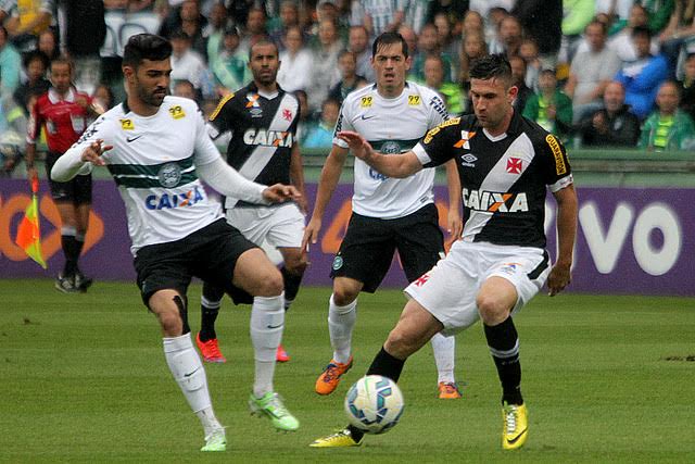 Coritiba rebaixa o Vasco no Couto Pereira