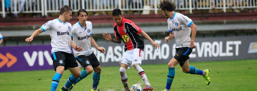 O Joinville perdeu mais uma em casa e deixou a primeira divisão com sabor amargo. Foto: jec.com.br