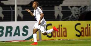 Fora dos planos da Ponte Preta, o experiente Borges está perto do Sport