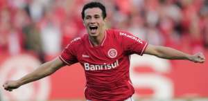 Acertado com o Inter, Leandro Damião espera 