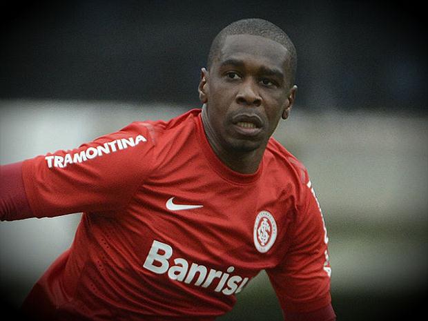 Juan se despede do Internacional e deve acertar com o Flamengo 2 0002050132081 img