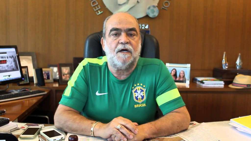 Presidente da Federação Catarinense de Futebol, Delfim de Pádua pediu suspensão da eleição