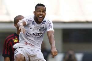 Geuvânio diz não ter interesse em trocar o Santos pela China