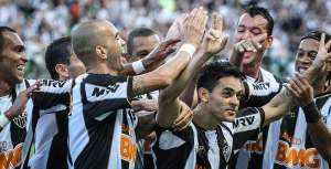 Goiás faz proposta para Josué, que quer o São Paulo