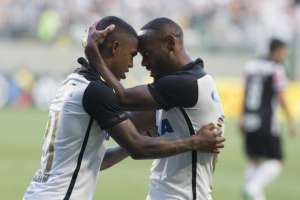 Paulistão: Vagner Love pode deixar o Corinthians para retornar ao futebol chinês