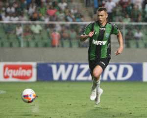 Mineiro: Marcelo Toscano, ex-América, celebra prêmio Troféu Guará 2015