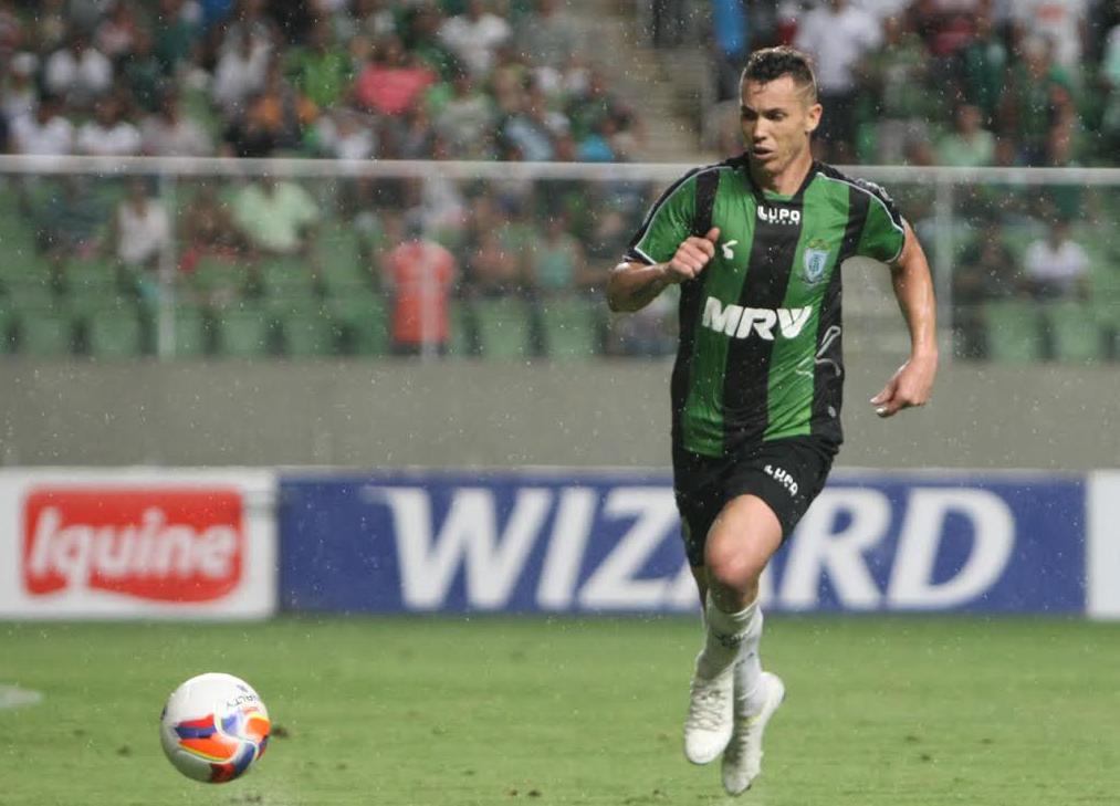 Marcelo Toscano foi o grande destaque do América-MG na Série B