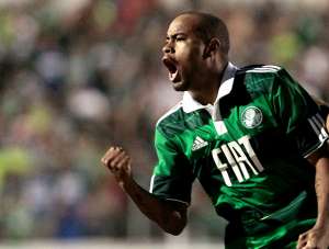 Paulistão: Santos fica próximo de acerto com Thiago Heleno, capitão do Figueirense