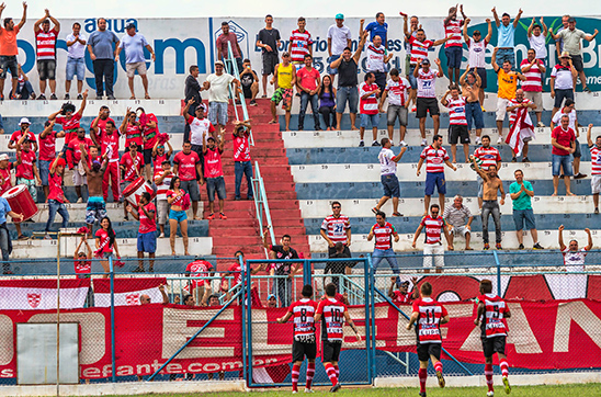 Linense faz a festa da torcida com o título da Copinha