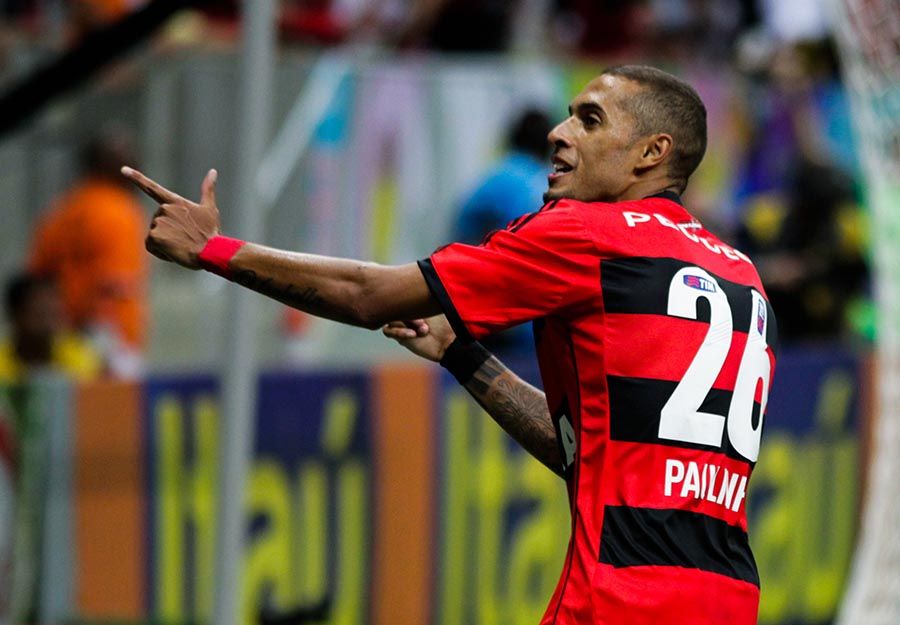 "Corintiano", Paulinho pode trocar Flamengo pelo Santos 2 0002050134180 img