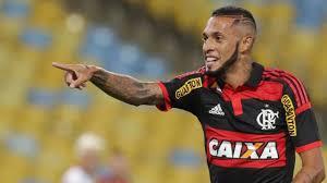 Atacante Paulinho está próximo do Santos, revela dirigente do Flamengo