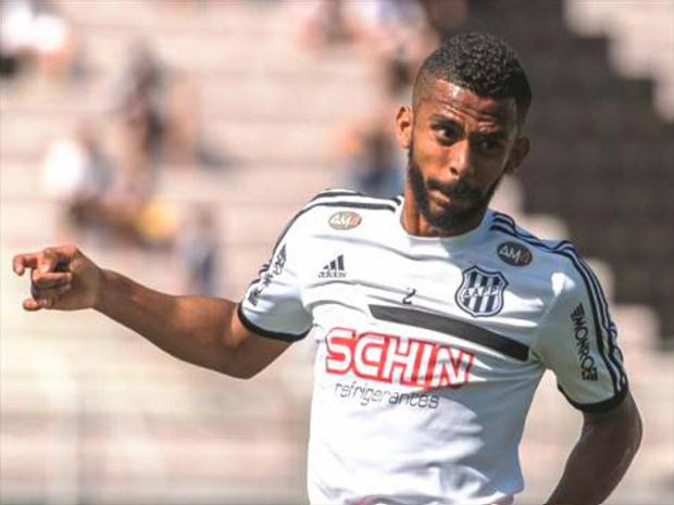 Especulado no Flu, zagueiro Renato Chaves garante que segue na Ponte Preta 2 0002050134246 img