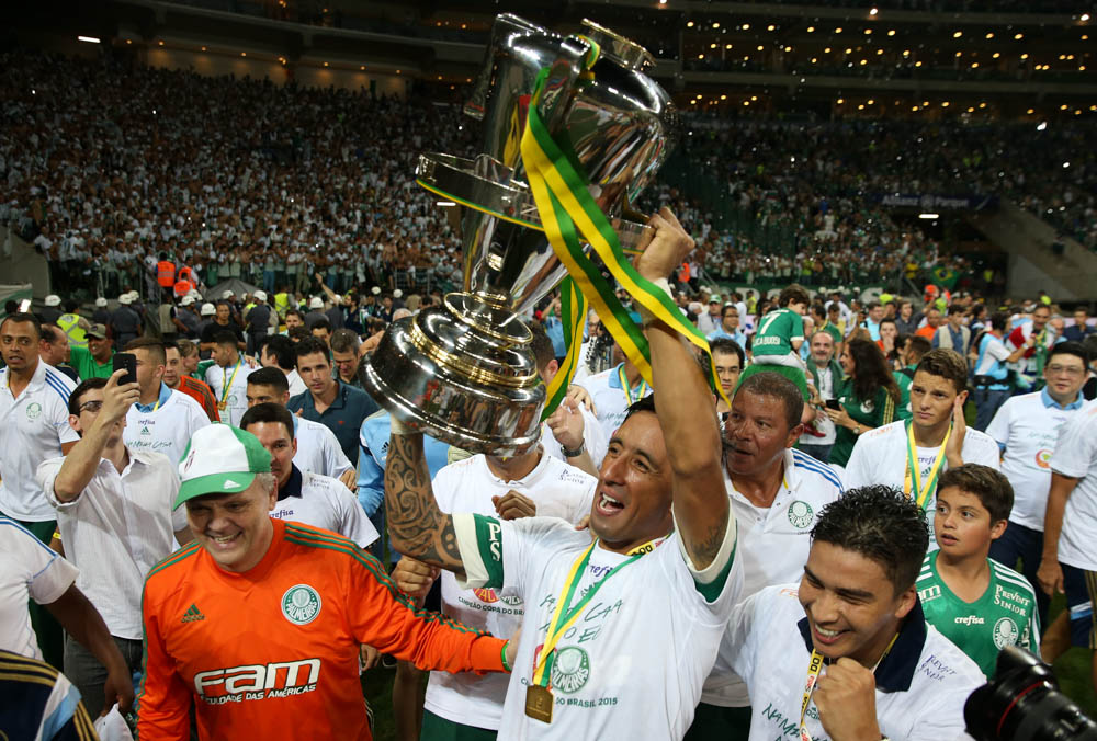 Com muita provocação, Palmeiras vence o Santos na final da Copa do Brasil
