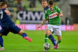 Santos, Grêmio e Flamengo brigam por meia Bruno Nazário que está de volta da Europa