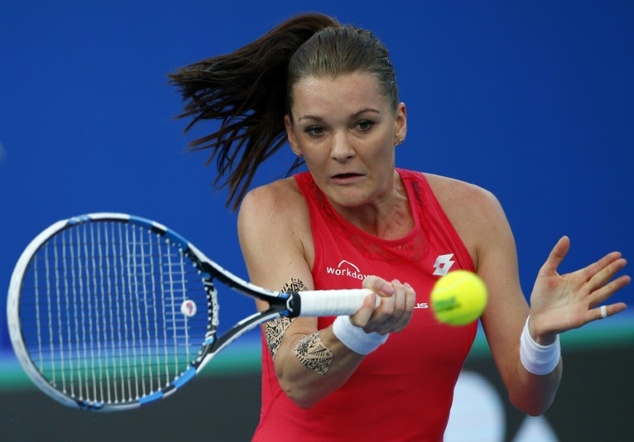 Tênis: Radwanska derrota dona da casa e vai às quartas em torneio chinês