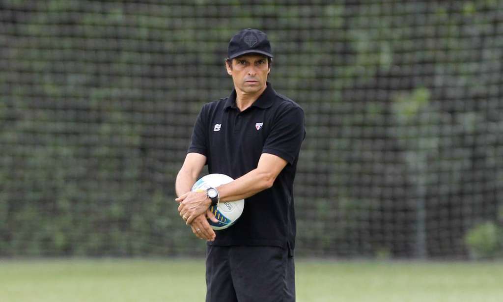 São Paulo muda comissão técnica e Milton Cruz ganha novo cargo no time