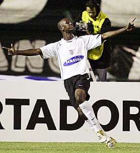 Paulista A3: Comercial negocia com Marcus Vinicíus, zagueiro campeão brasileiro