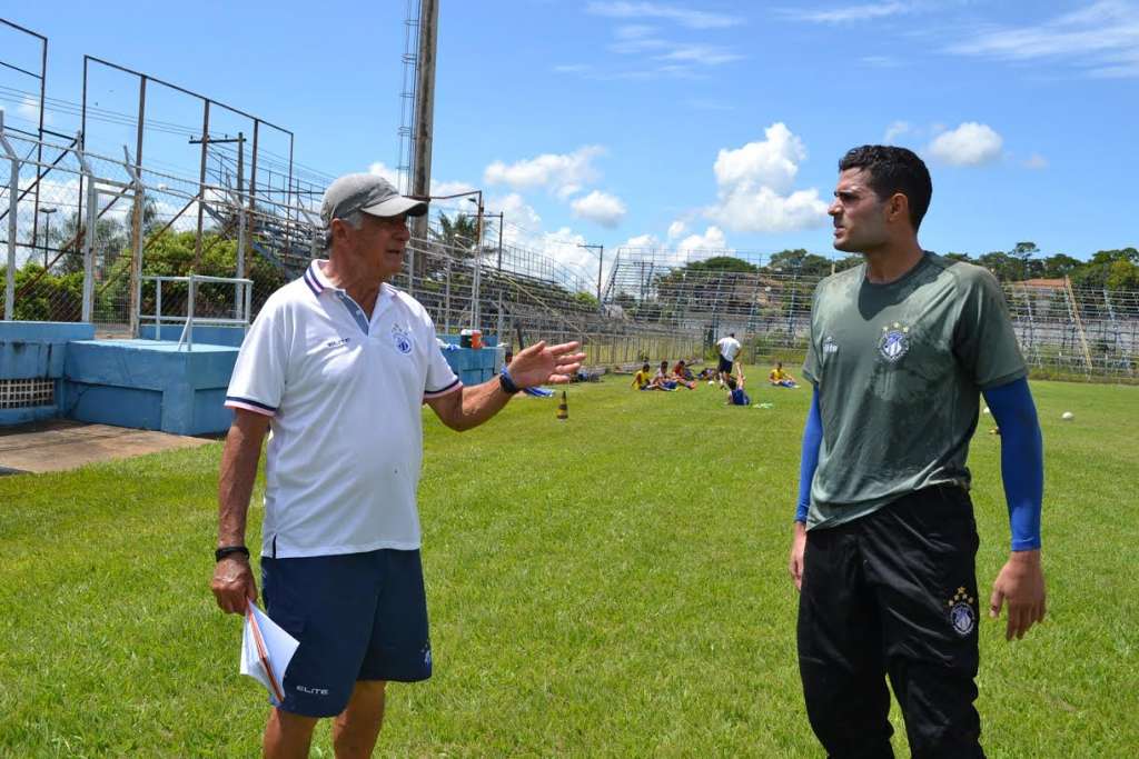 Marcelo Henrique é mais uma das peças à disposição do técnico Pinho. (Foto: Maury Júnior)