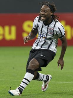 Vagner Love teve sua venda confirmada, quinta-feira, para o Monaco da França