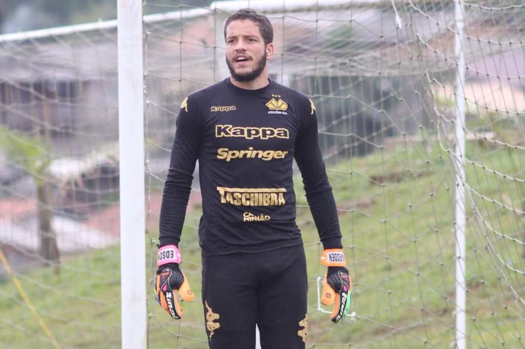 Edson Mardden, ex-reserva de Alisson no Inter, assina com o Mirassol