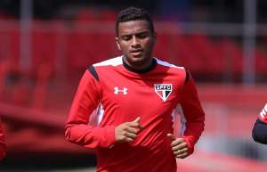 São Paulo pode emprestar criticado lateral-esquerdo para o Ceará