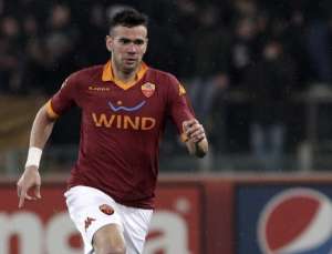 Corinthians e São Paulo brigam por contratação de Leandro Castán da Roma