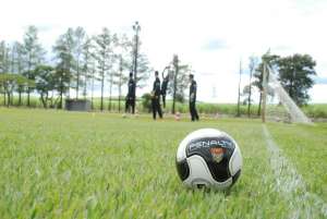 Elenco do XV de Piracicaba treina com nova bola do Paulistão