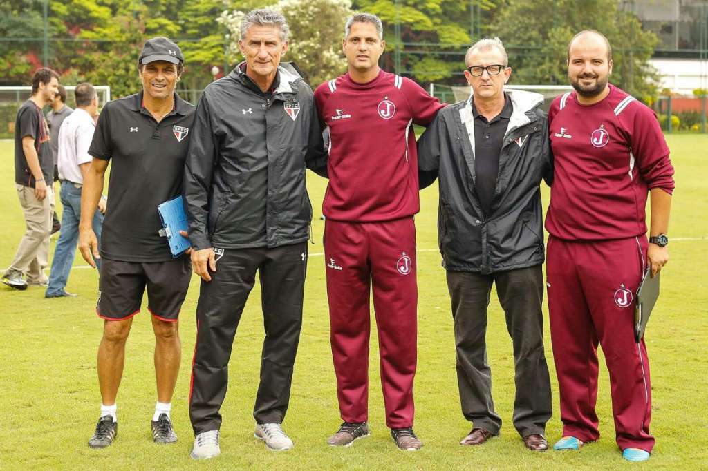 Rodrigo Santana elogia jogo-treino contra o São Paulo