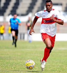 Paulistão: Capivariano contrata Marlon, ex-Vasco, e artilheiro Romão