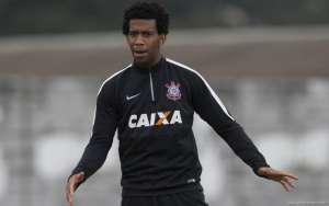 Paulistão: Com proposta, Gil não garante que permanece no Corinthians