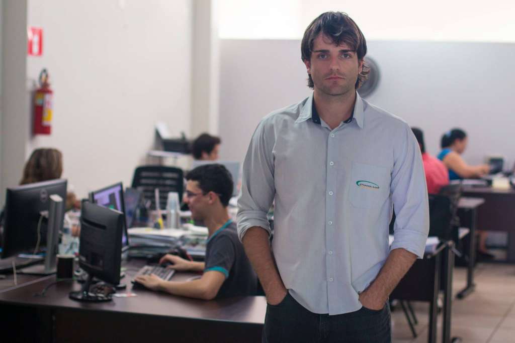 Tcharles Bighetti é o Diretor de Marketing do Sertãozinho.