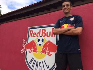 Paulistão: Meia se apresenta no Red Bull: 