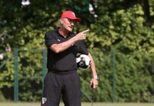 Paulistão: Bauza aguarda Calleri e promete evolução no São Paulo