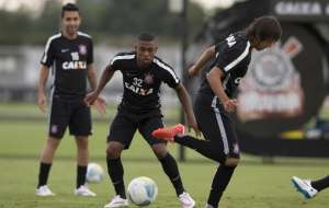 Paulistão: Atacante deve aproveitar debandada para deixar o Corinthians