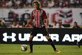 São Paulo espera ter Lugano para jogo de volta da Libertadores