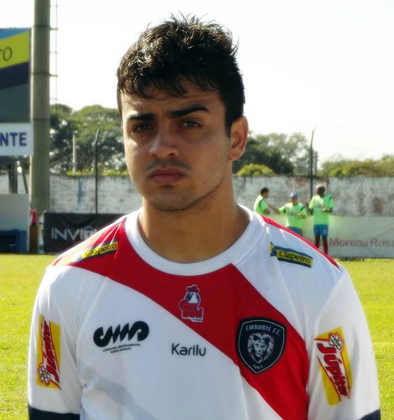 Ítalo já está treinando com o elenco do Fernandópolis (Foto: Divulgação/Cianorte FC)