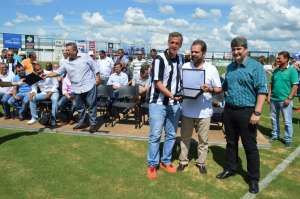 Paulista A2: Personalidades e ex-jogadores comparecem em inauguração votuporanguense