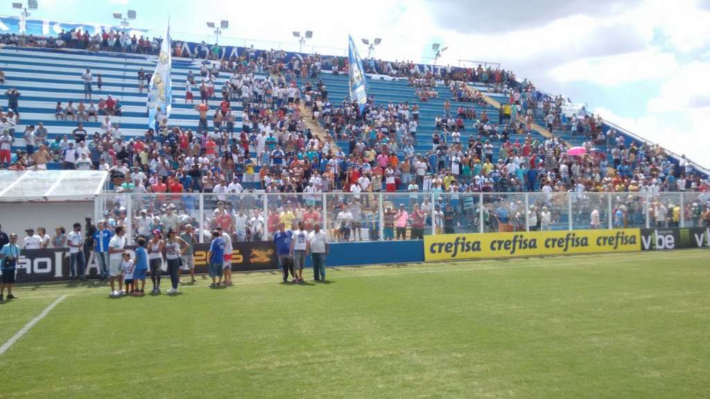 Torcida do Água Santa conhece jogadores do Paulistão 2016