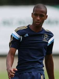 Paulistão: Matheus Sales renova contrato com o Palmeiras até 2020
