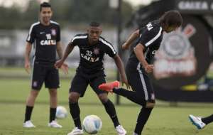 Paulistão: Futebol francês pode tirar mais um atacante do Corinthians